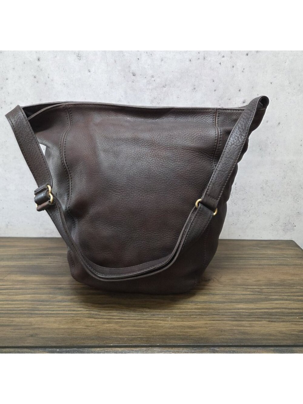 Vtg Coach Sonoma 4943 Soft Bucket Bag Chocolate Brown Nubuc Leather Purse USA